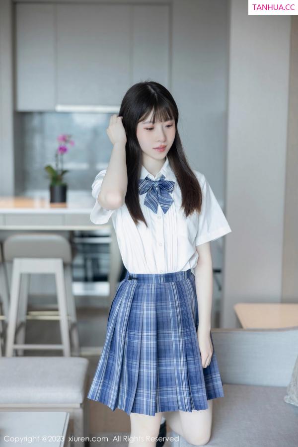 [XiuRen]高清写真图 2023.06.29 No.6993 林悠悠 格子裙美腿